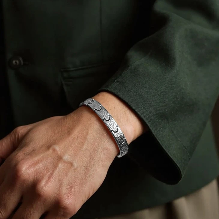 316L Stainless Steel Hammered Pattern Magnetic Health Bracelet – Wholesale & Customizable suppliers 316L Stainless Steel Hammered Pattern Magnetic Health Bracelet – Wholesale & Customizable suppliers