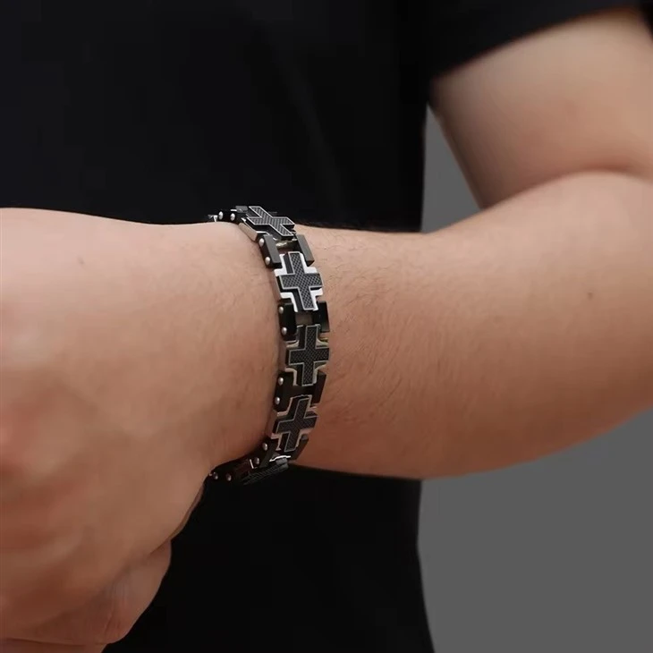 Stainless Steel Carbon Fiber Link Chain Bracelet Mens Stainless Steel Carbon Fiber Link Chain Bracelet Mens